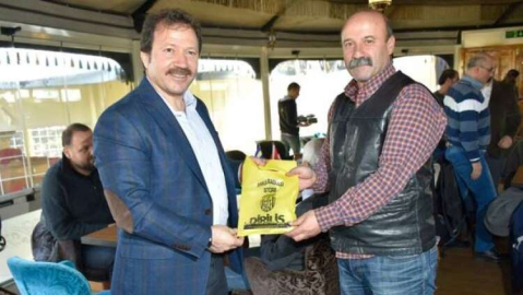 Hediyemizi Mehmet Yiğiner'den Aldık