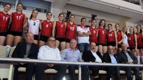 Gençlerbirliği Voleybol Play-Of'ta