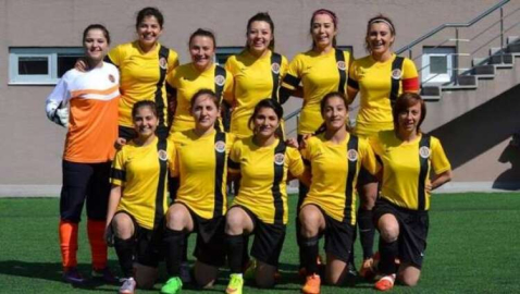 Metropolspor Bayanları Final Mücadelesinde