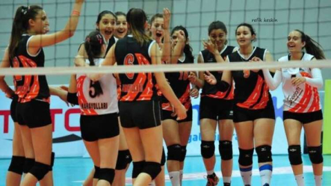 Karayolları Gençleri Final Maçı'nda