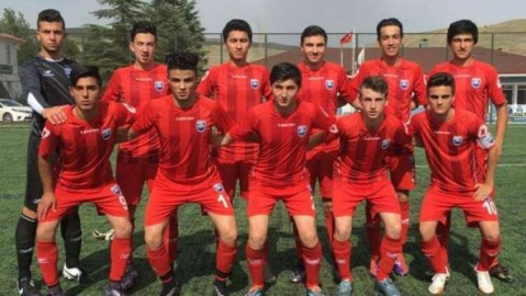 Anadolubeyi Tarih Yazdı