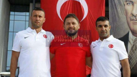 İşitme Engelliler'de Üç Yürekli Adam