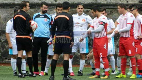 Sevdiklerinle En Güzel Yıllara İsa Motçu