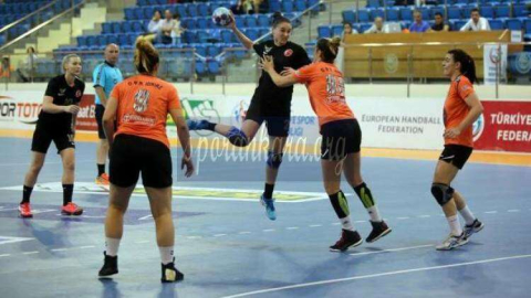 Yenimahalle Belediyespor Kastamonu'yu Ağırlıyor