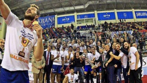 Ankara Halkbank Kupa Şampiyonu