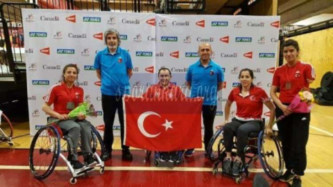 Badminton'da 4 Madalya 