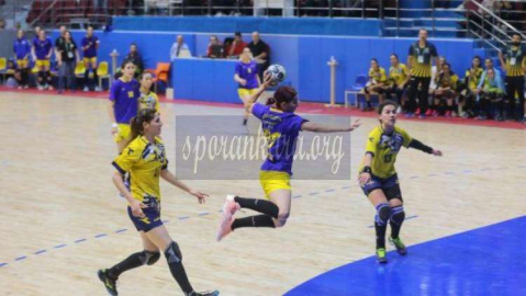Y.mahalle Belediyespor Liderliğe Oturdu