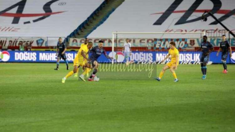 MKE Ankaragücü Direniyor