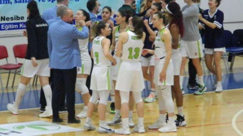 Nesibe Aydın'dan İyi Oyun Güzel Galibiyet