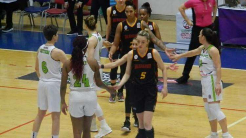 Galatasaray - Nesibe Aydın Maçı Ertelendi