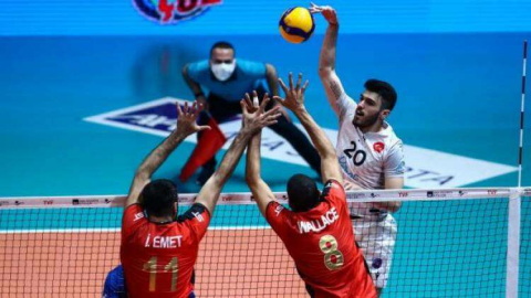 Halkbank Seride Durumu Eşitledi