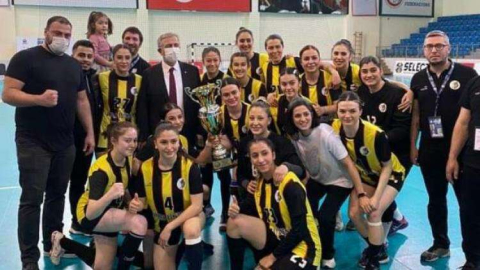 Şampiyona Kupası Mansur Yavaş'tan 