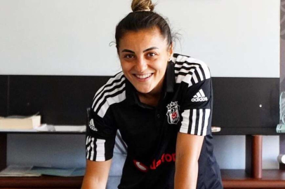 Karagenç ''Beşiktaş'ta İmzalar Kalplere Atılır''