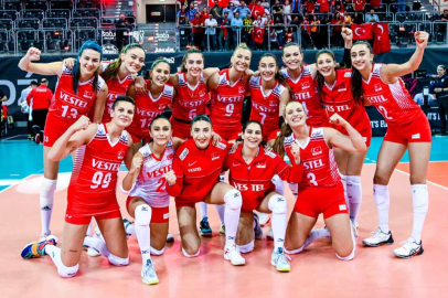 Kadın Voleybol Takımımız Almanya'yı 3-0 la Geçti