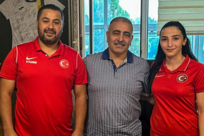 Şampiyon Boksör Esra Gür Ankaragücü'nde
