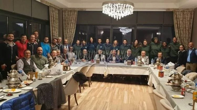 Beşiktaş Maçı Öncesi Moral Yemeği 
