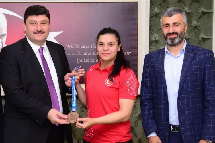 Özcü '' Spor Köyü Projemiz Hızla Sürüyor ''